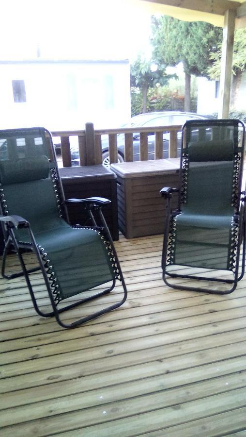 Les Cigales Hotell Vic-la-Gardiole Exteriör bild